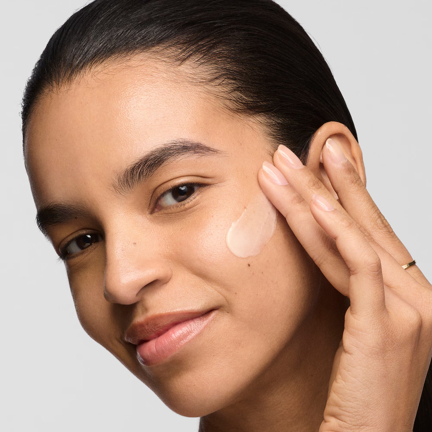 Revitalizing Supreme+ Bright Radiance Power Soft Creme Moisturizer