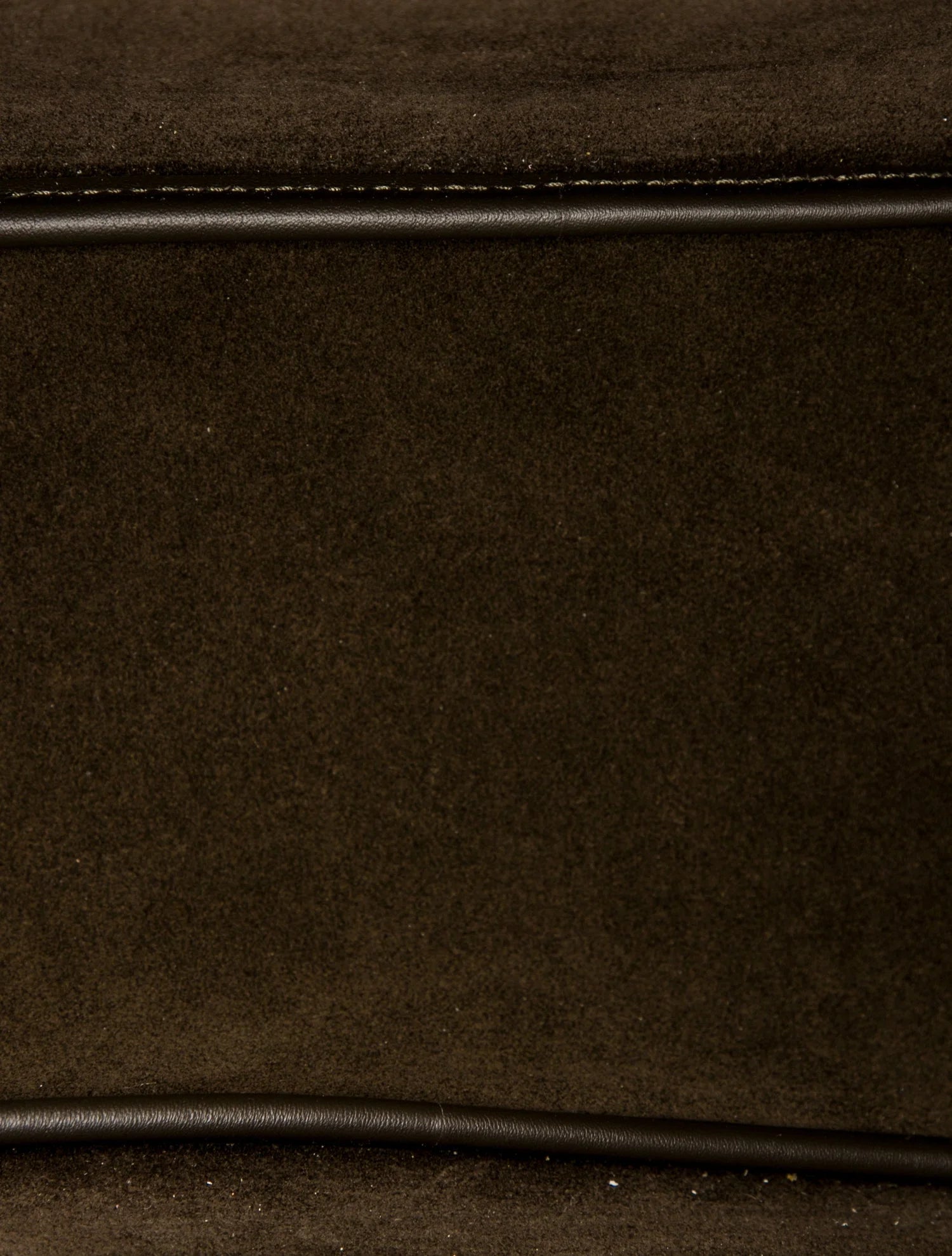 Calfskin Le 5 à 7 2025