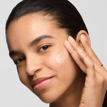 Revitalizing Supreme+ Bright Radiance Power Soft Creme Moisturizer